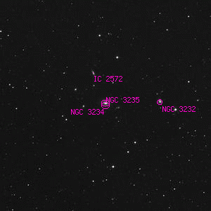 DSS image of NGC 3235