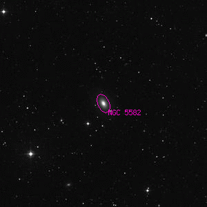 DSS image of NGC 5582